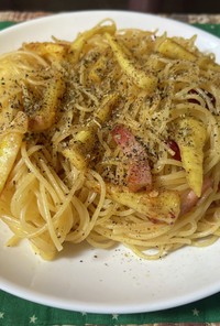 スパゲティ・サツマイモのペペロンチーノ