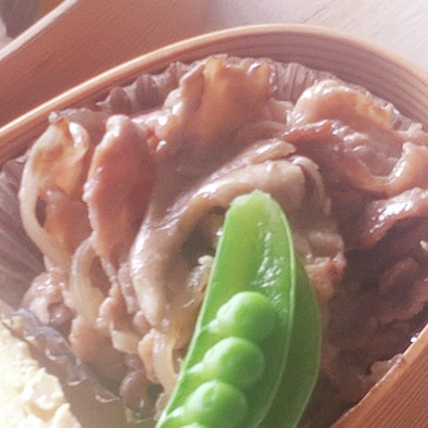 調味料3つ★5分で豚肉の生姜焼き★舞茸の写真