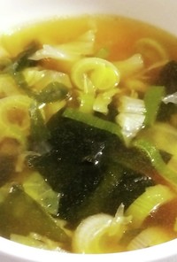 わかめと長ねぎの醤油中華スープ