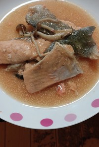 鮭とタラコの煮魚