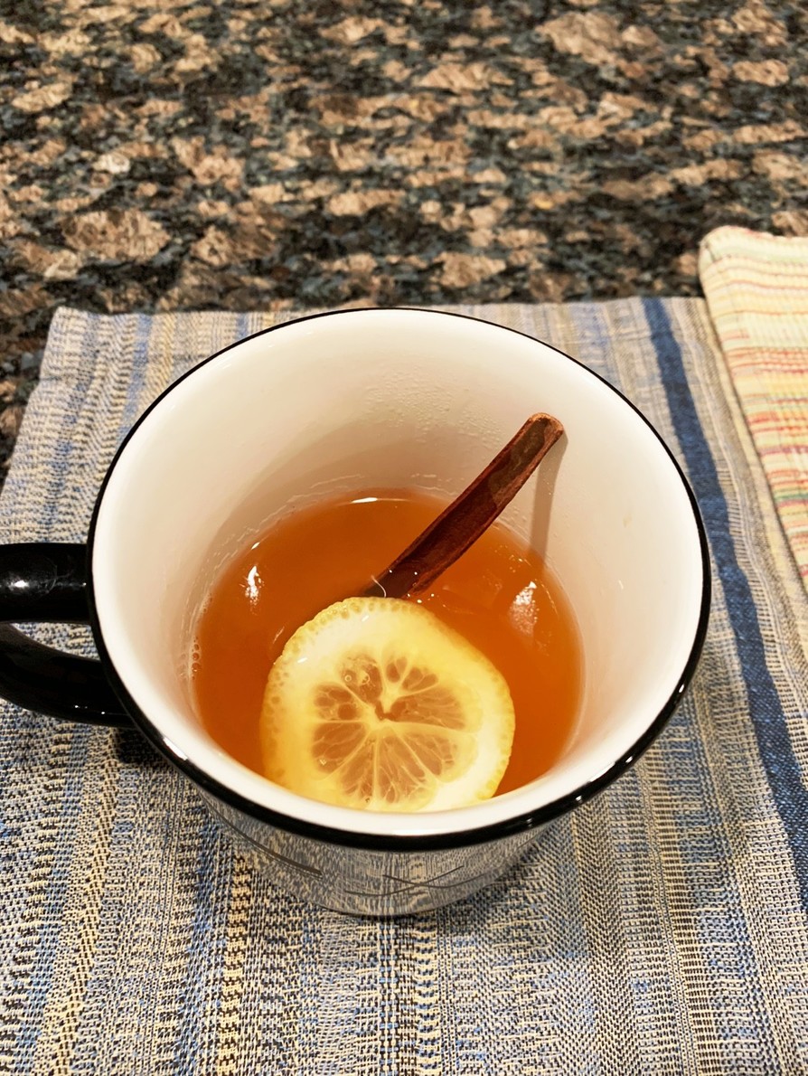 ホットウイスキー☆紅茶レモンハチミツで♪の画像