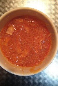 トマトジュースを使って作るトマトスープ