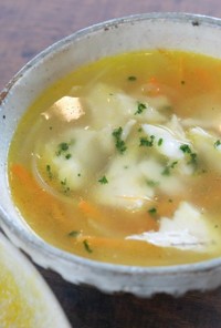 鯛のアラで洋風スープ