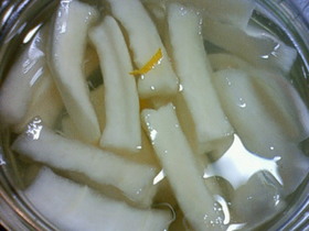 日本酒でお漬け物(大根)