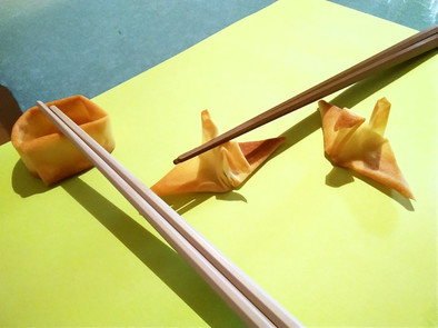 春巻きクッキー折り鶴の写真