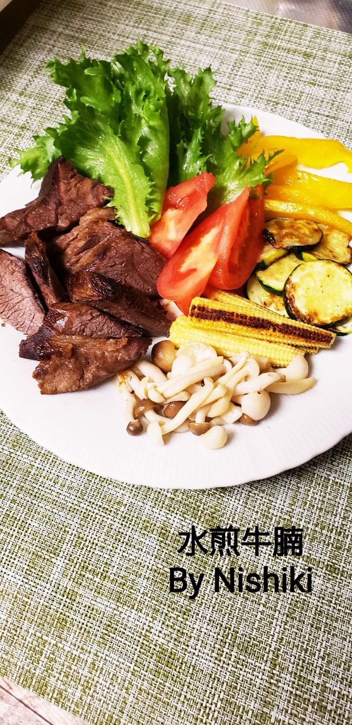 台湾家庭料理＊焼き牛すね肉と野菜添えの画像