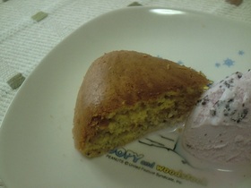 炊飯器HMでノンオイル低カロバナナケーキ