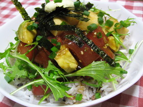 まぐろアボガド+長芋DEユッケ丼
