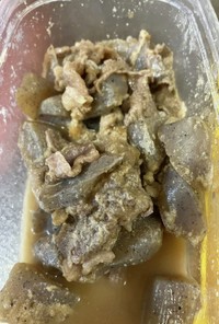 牛肉と蒟蒻胡麻炒め