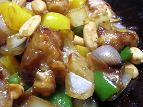 鶏とピーナッツの中華炒め