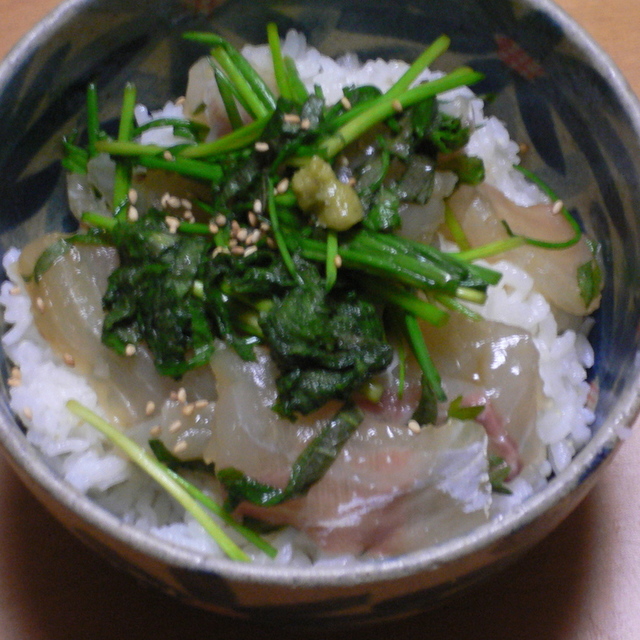 いくらでも食べちゃう お刺身ののっけ丼 レシピ 作り方 By Harukohaku クックパッド 簡単おいしいみんなのレシピが356万品