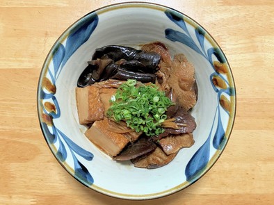 厚揚げと干し椎茸とキクラゲの中華煮の写真