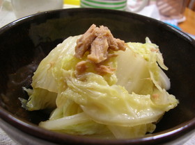 だし汁不要☆白菜とツナの簡単煮物