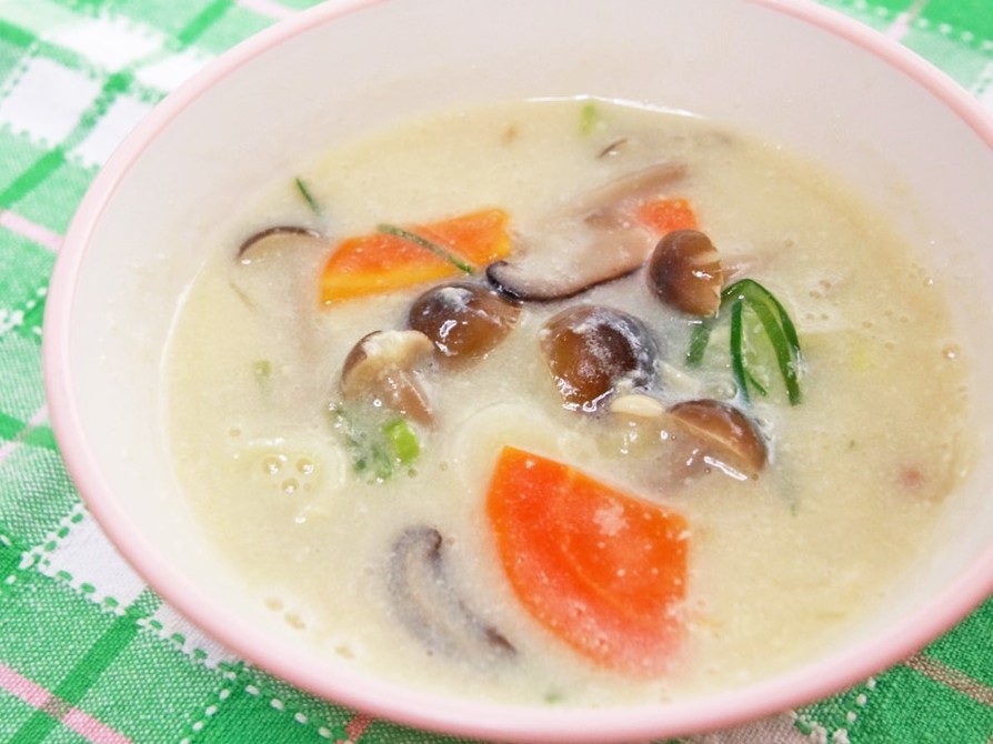 【学校給食】きのこの豆乳スープの画像