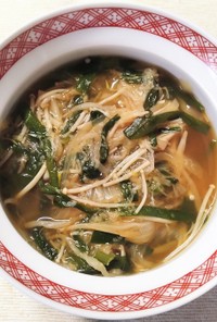 簡単✿ニラと もやし エノキの中華スープ