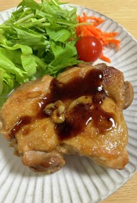 【メイン】ニンニク香る鶏肉の甘辛焼き