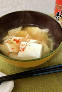 今宵の味噌汁/豆腐と油揚げ