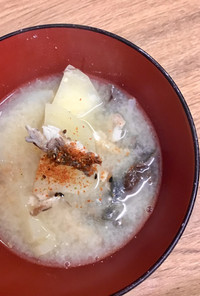 ゆうげの味噌汁/焼き鯖とジャガイモ