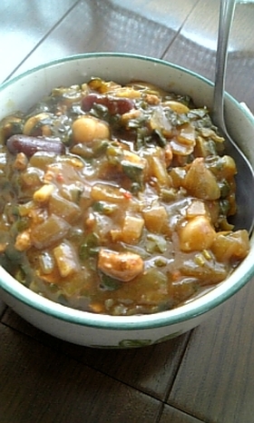 お豆たっぷり☆ポパイカレー
