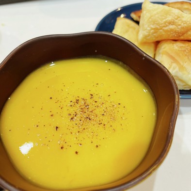 ブレンダーで簡単！優しいかぼちゃスープの写真