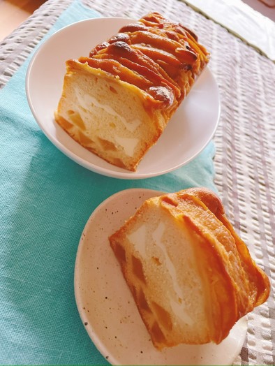 林檎とクリームチーズのタルトタタンケーキの写真
