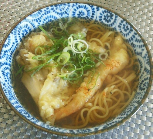 天ぷらソバ（中華麺使用）の画像