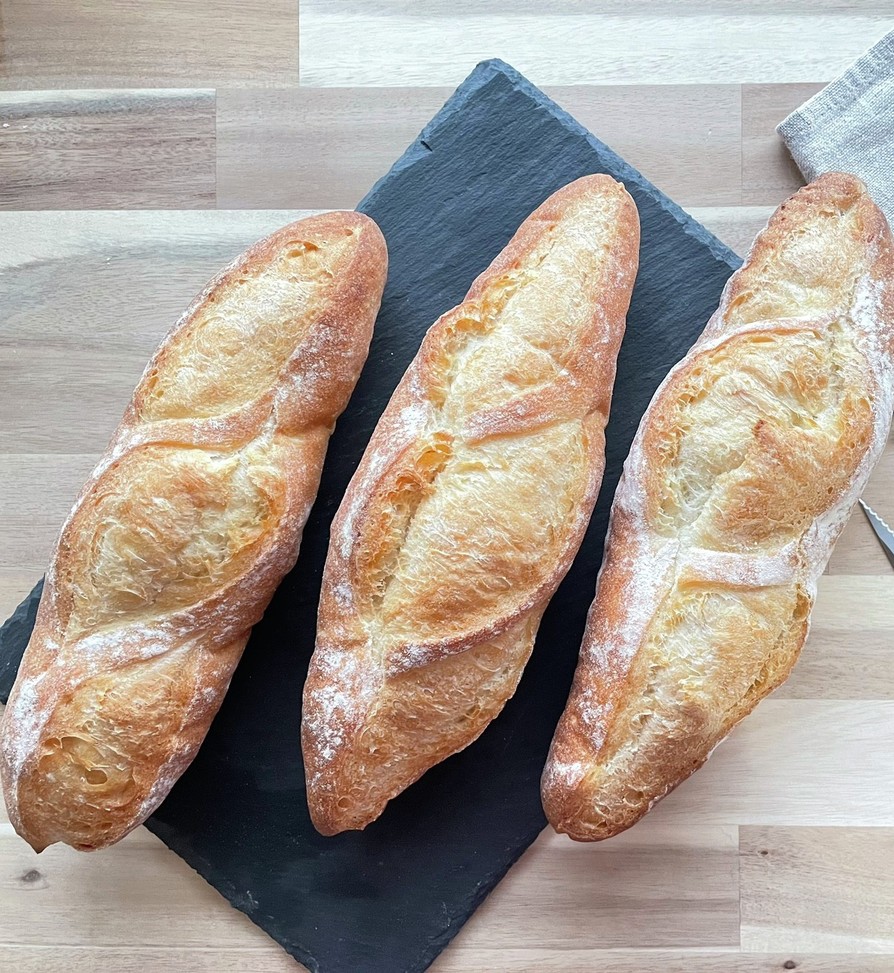 材料4つ!作りやすいフランスパンの画像