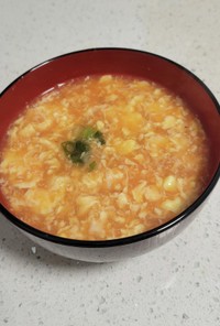 トマト酸辣湯 (トマトと卵の中華スープ)