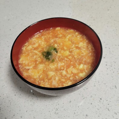 トマト酸辣湯 (トマトと卵の中華スープ)の写真