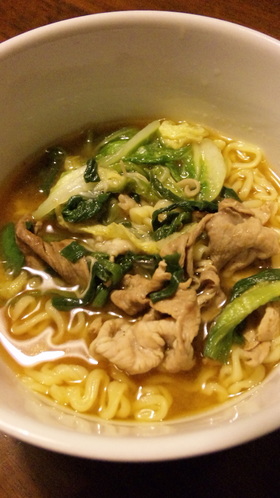 残り野菜のあんかけラーメン