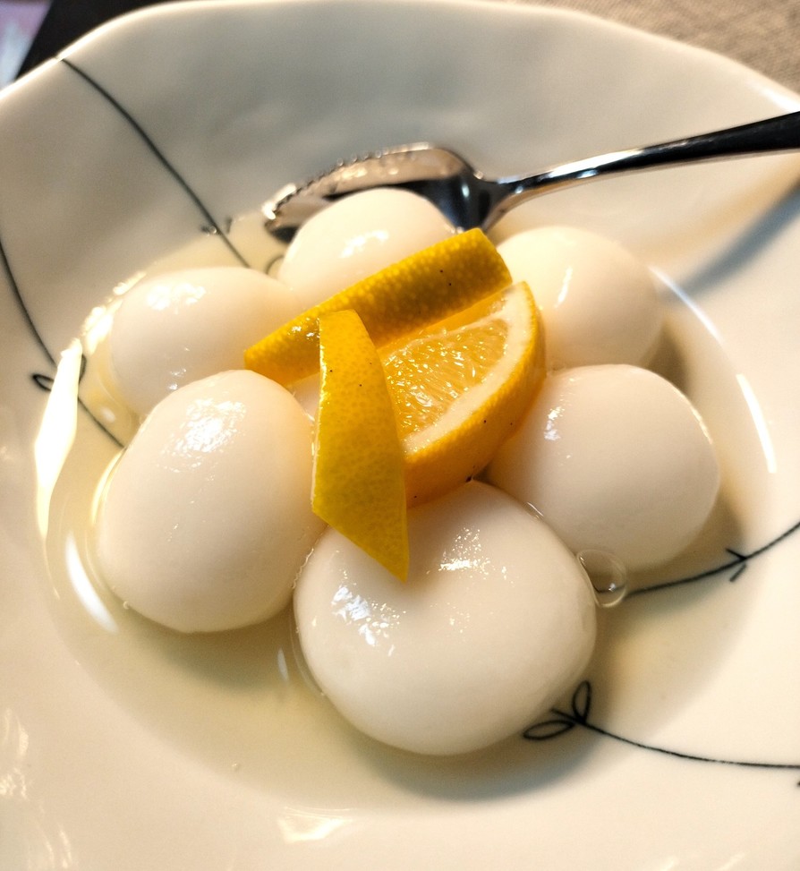 77*❤️冷やしレモン団子と芋団子の画像