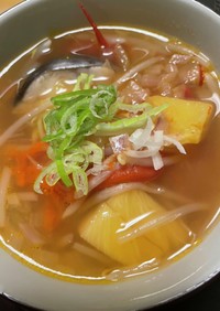 ベトナムの優しいスープ