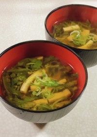 菊菜と油揚げのみそ汁