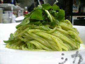 生ハムとルッコラ香る冷製パスタ