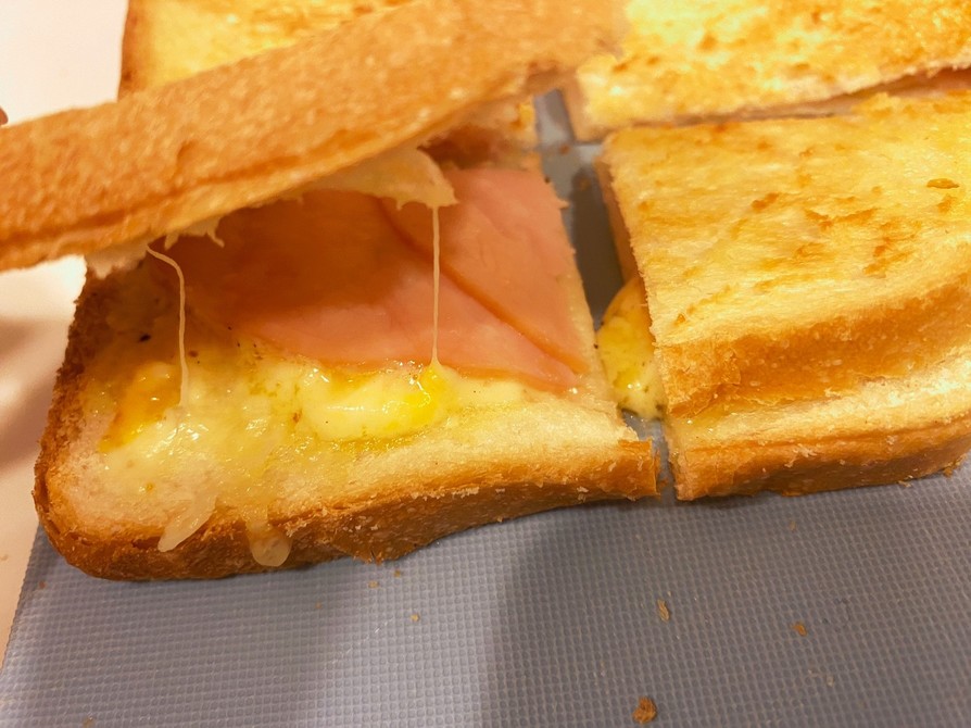 超簡単☆冷凍食パンでハムチーズトーストの画像