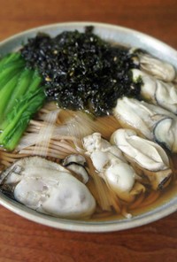 牡蠣と韓国のりの蕎麦