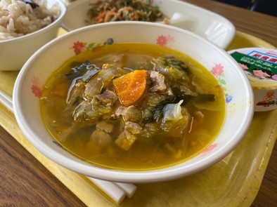ファイトケミカルスープ河内長野市学校給食の写真
