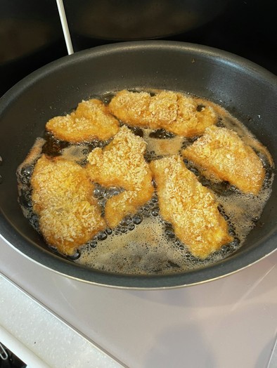 白身魚のカレーパン粉焼きの写真