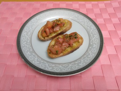 【美人レシピ】トマトのブルスケッタの写真