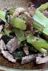 ♡小松菜と舞茸と豚肉の胡麻風味炒め♡