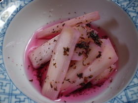 簡単!うどのゆかり入り甘酢漬け