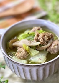 白菜と簡単肉団子のカレースープ煮