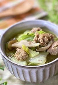 白菜と簡単肉団子のカレースープ煮