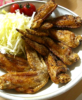 ☆ビールがススム!焼き鳥屋の手羽先唐揚げ