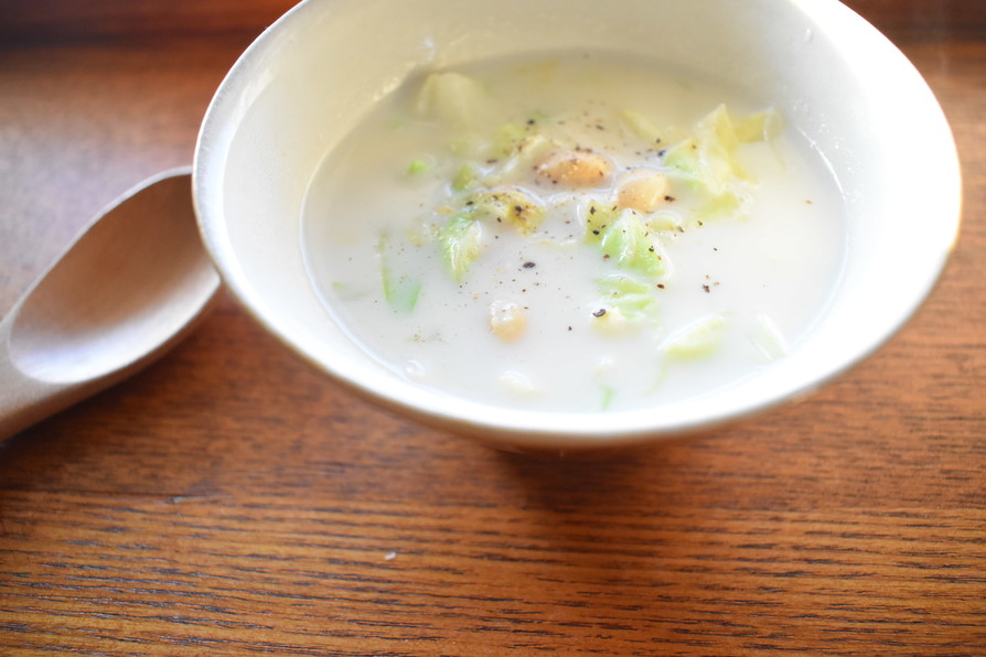 キャベツと大豆の豆乳生姜スープの画像
