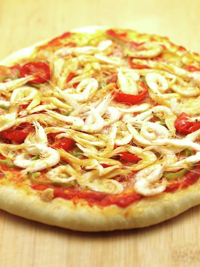 ヘルシオで簡単！白えびのトマトピザの写真