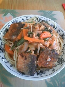 さんまとたらの芽のパスタ