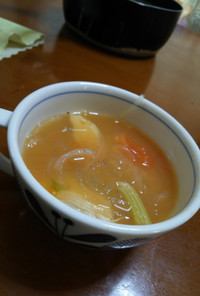 レバーペーストトマト春雨スープ
