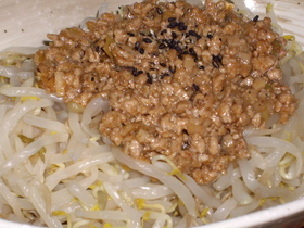 肉味噌もやし