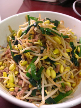 もやしとニラのピリ辛麻婆いため